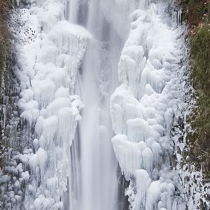 Lower Multnomah Falls On Ice