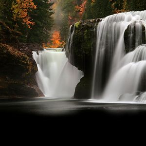 Fall at the Falls